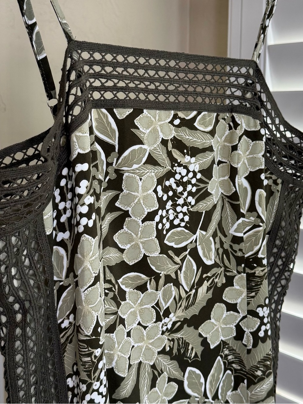 Commense Floral Crochet Trim Slip Midi Maxi Dress Large NWT Army Sage Green - Picture 8 of 13